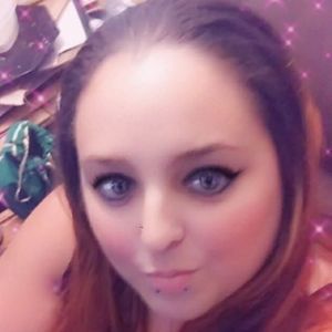 Meet your Posher, Leticia